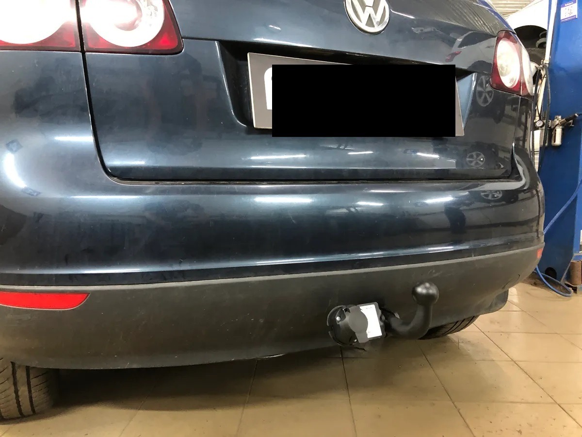 Фаркоп Steinhof для Volkswagen Golf (Mk.V хетчбек 3/5 дверей 2003-2008  / Golf (Mk.VI хетчбек 3/5 дверей 2008-2012 Шар А фото 4
