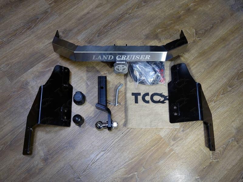 Фаркоп оцинкованный ТСС  с накладкой с надписью Land Cruiser для Toyota Land Cruiser J200 (Mk.XII) 2007-2021 шар Е фото 2