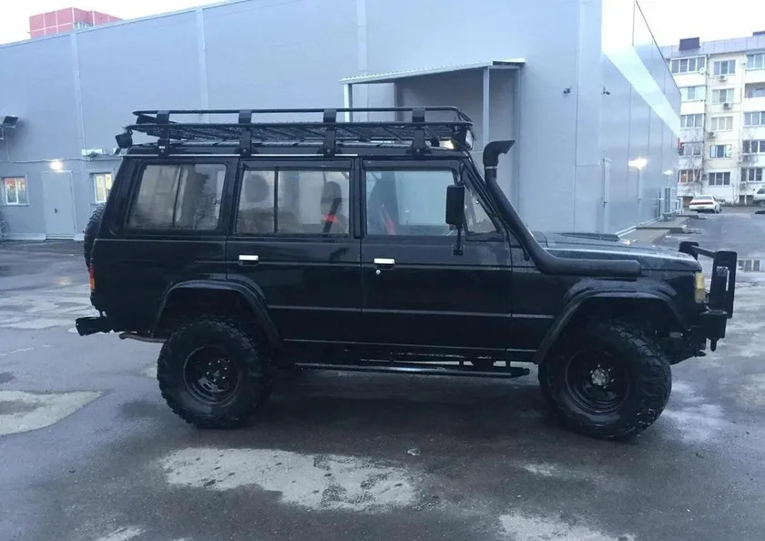 Дефлекторы Cobra Tuning для окон Mitsubishi Pajero I 5-дв. 1982-1991 фото 2