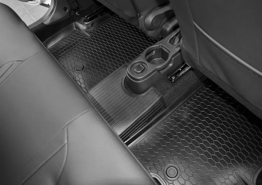Комплект ковриков Rival для салона и багажника Nissan Terrano III рестайлинг (4WD) 2017-2022 фото 3
