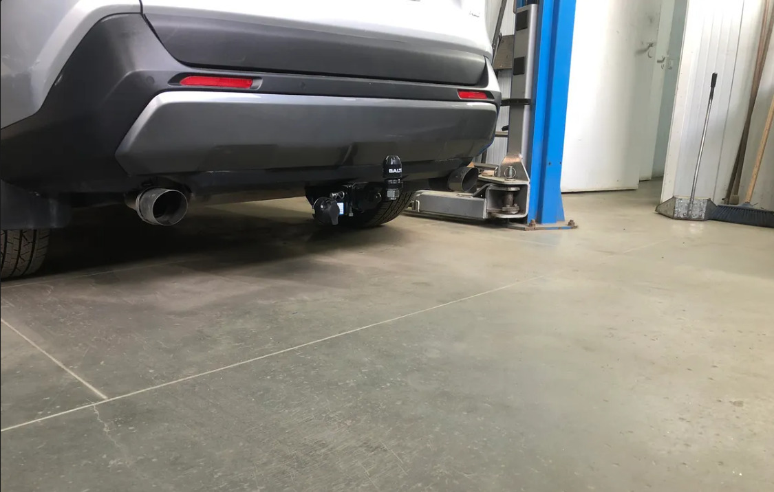 Фаркоп TowRus для Toyota RAV4 XA50 (Mk.V) 2019-2025 шар Е (система антистук) фото 3