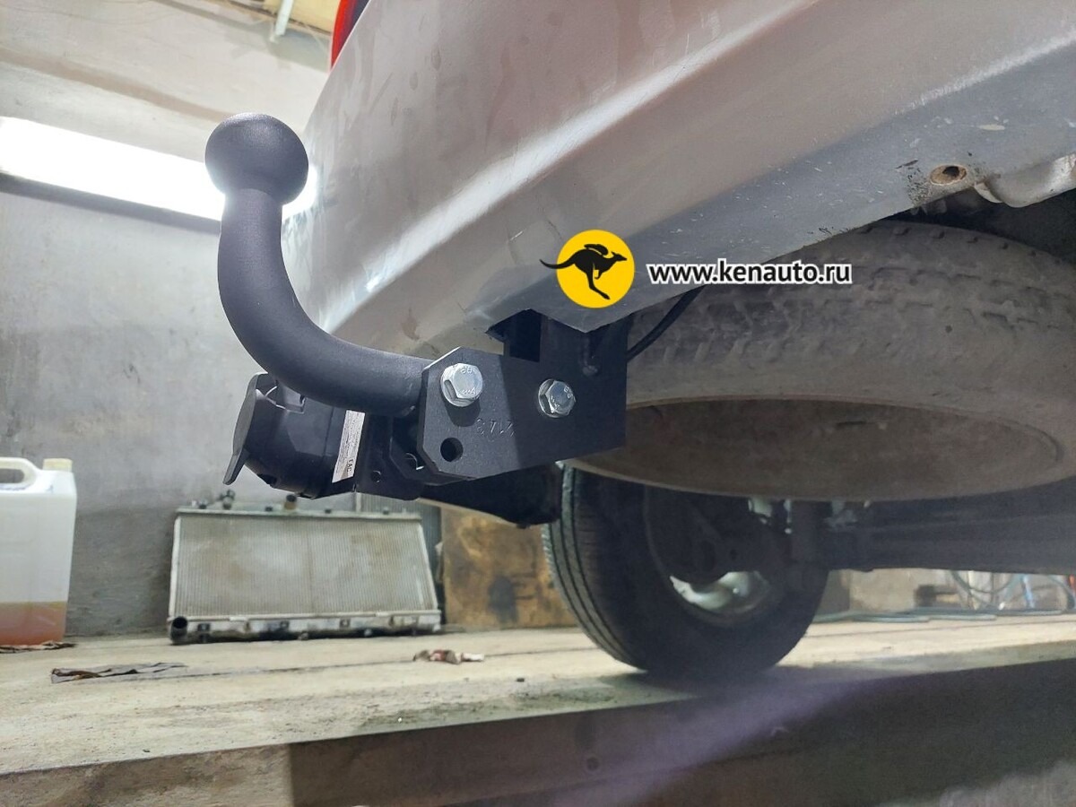 Фаркоп Halty Toyota Wish XE10, XE20 (Mk.I, Mk.II) 2003-2017 шар А фото 3