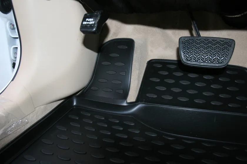 Коврик Element для салона Toyota Camry VII 2.5L /3.5L 2011-2014 передний левый фото 2