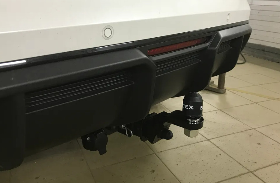 Фаркоп TowRus для Haval F7 (Mk.I) 2018-2024 шар Е (система антистук) фото 2