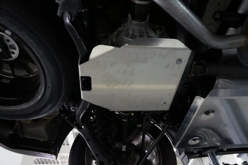 Защита алюминиевая АВС-Дизайн для топливного бака, топливных и тормозных трубок, РК Acura MDX 16 2013-2020 (3 части) фото 2