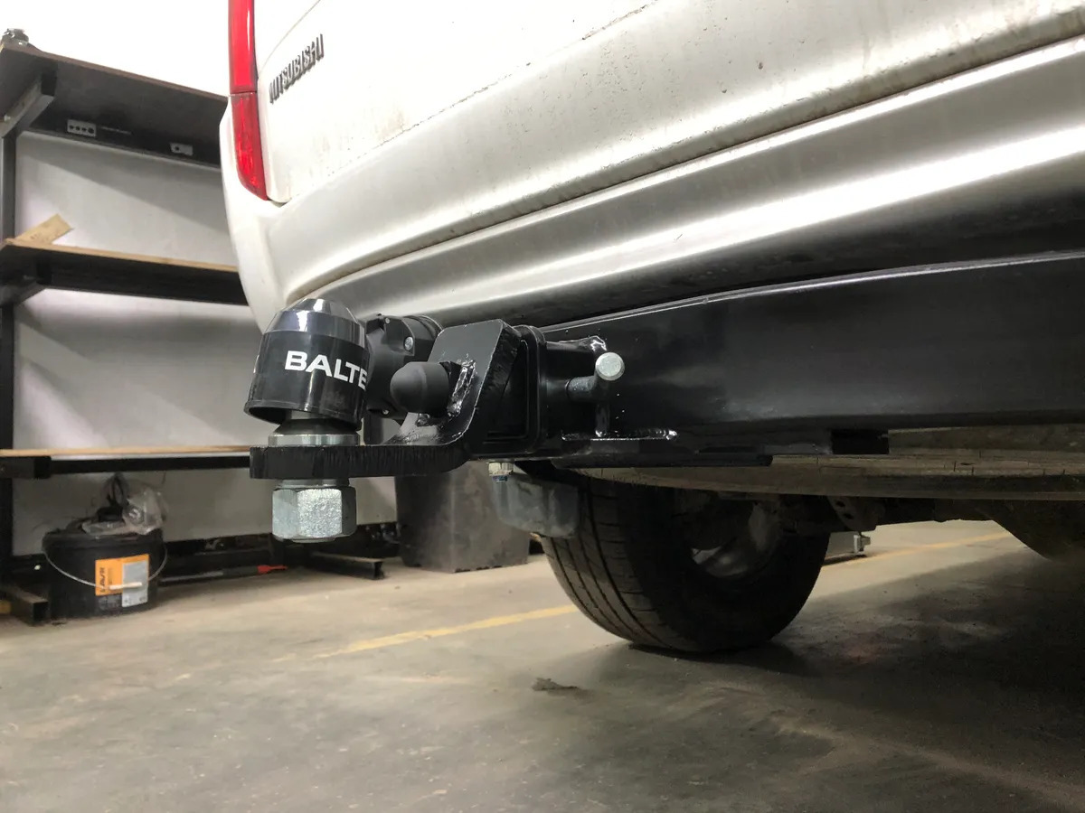 Быстросъёмный фаркоп с системой антистук для Mitsubishi Pajero Sport (Mk.II/Mk.III) 2008- Шар Е фото 2