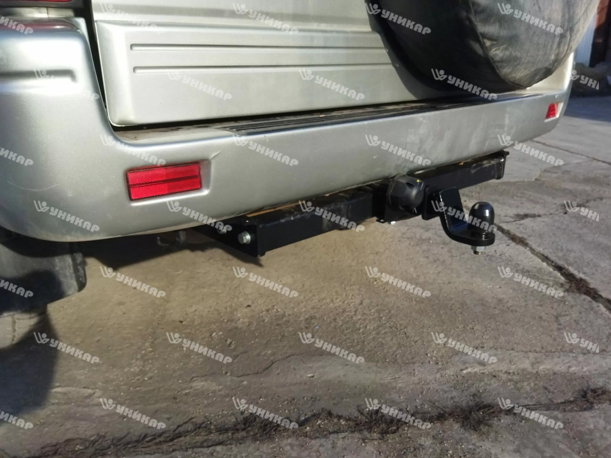 Фаркоп УНИКАР для Toyota Land Cruiser 90, 95, Toyota 4Runner, Toyota Hilux Surf 1995-2002 без снятия и подрезки бампера. фото 2