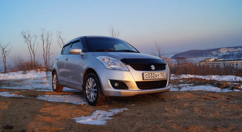 Дефлекторы SIM для капота Suzuki Swift 2011-2022