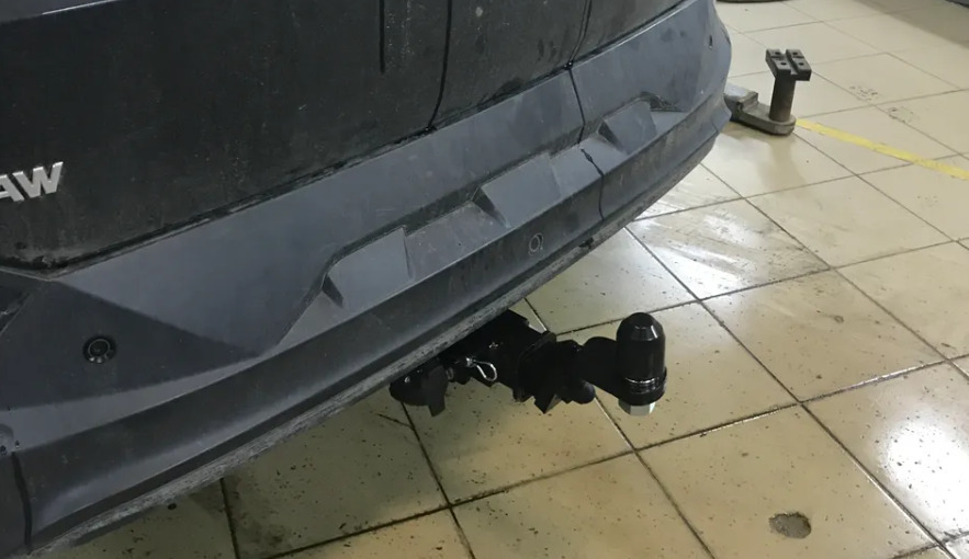 Фаркоп TowRus для FAW Bestune T77 (Mk.I) 2018- шар Е (система антистук) фото 2