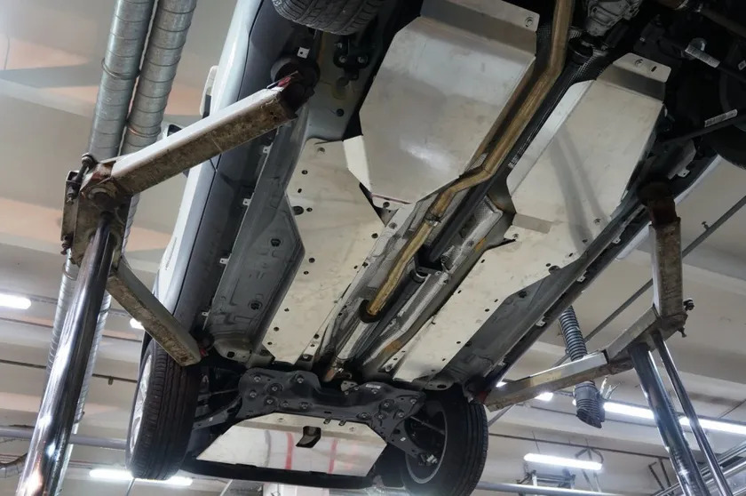 Защита алюминиевая АВС-Дизайн для картера, днища, бака Jeep Renegade 2014-2022 фото 3
