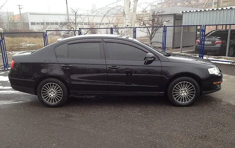 Дефлекторы Cobra Tuning для окон Volkswagen Passat B6 седан 2005-2010