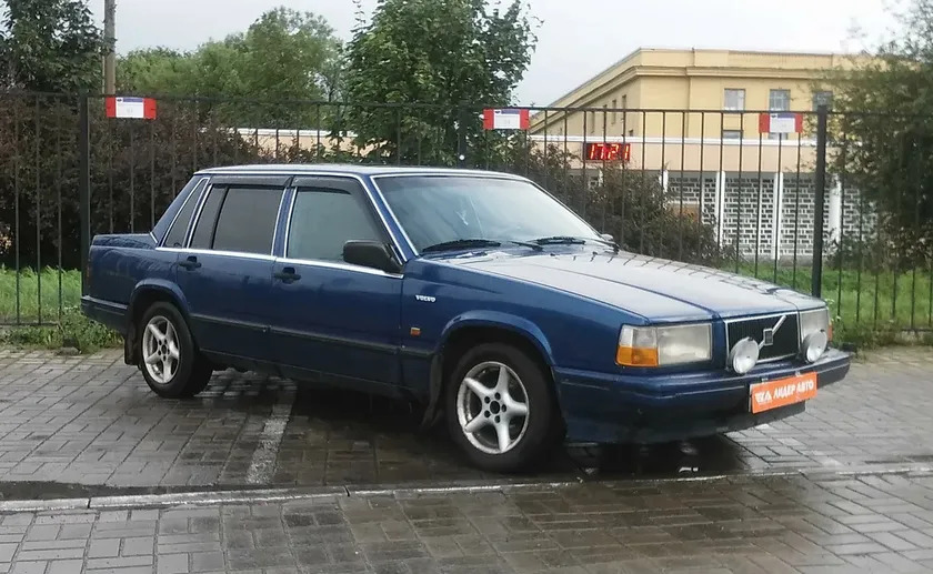 Дефлекторы Cobra Tuning для окон Volvo 740 седан / комби 1984-1992 фото 2