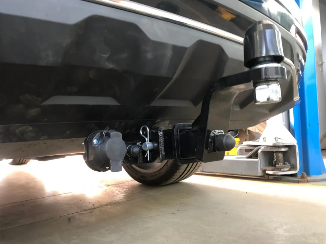 Фаркоп TowRus для Geely Monjaro (Mk.I) 2022- шар Е (система анстистук) фото 2