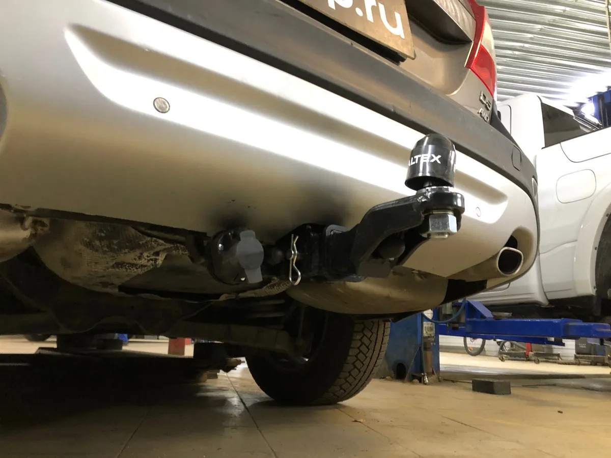 Быстросъёмный фаркоп TowRus с системой антистук для Volvo XC60 (Mk.I) 2008-2017 /  Volvo XC70 (Mk.III) 2007-2016  Шар Е фото 4