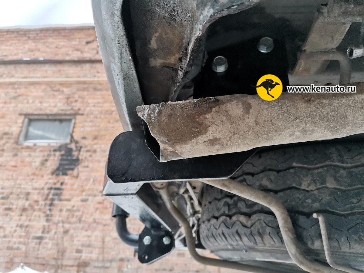  Фаркоп Halty для Toyota Hiace H100 (Mk.IV правый руль) 1989-2004 (только авто со штатными местами) Шар А фото 10