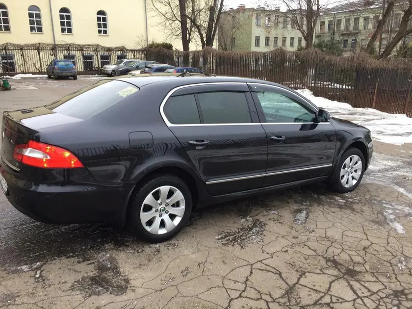 Дефлекторы Cobra Tuning для окон Skoda Superb II 2008-2013 фото 3