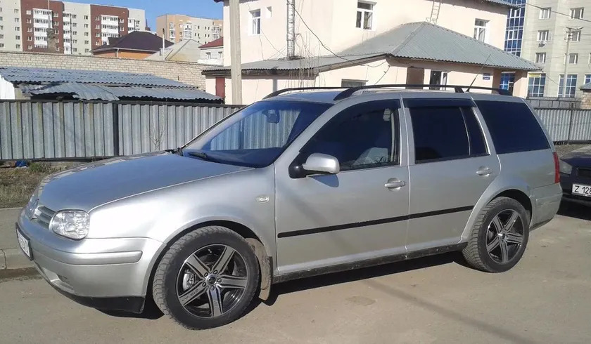 Дефлекторы Cobra Tuning для окон Volkswagen Golf IV универсал 1997-2005