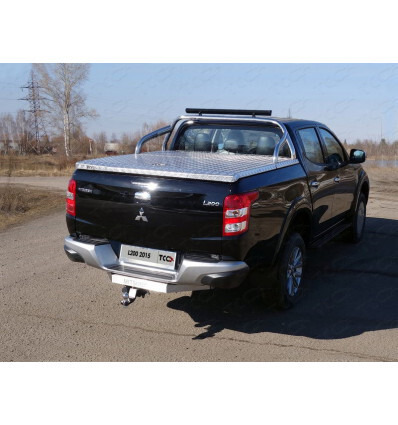 Фаркоп оцинкованный ТСС с накладкой с надписью Mitsubishi для Mitsubishi L200 KL1T (Mk.V) (с бампером) 2015-2023 шар Е фото 3