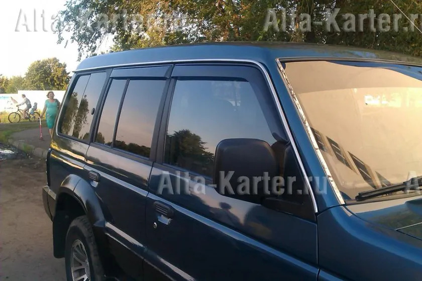 Дефлекторы Cobra Tuning для окон Mitsubishi Pajero II 5-дв. 1991-1998 фото 2