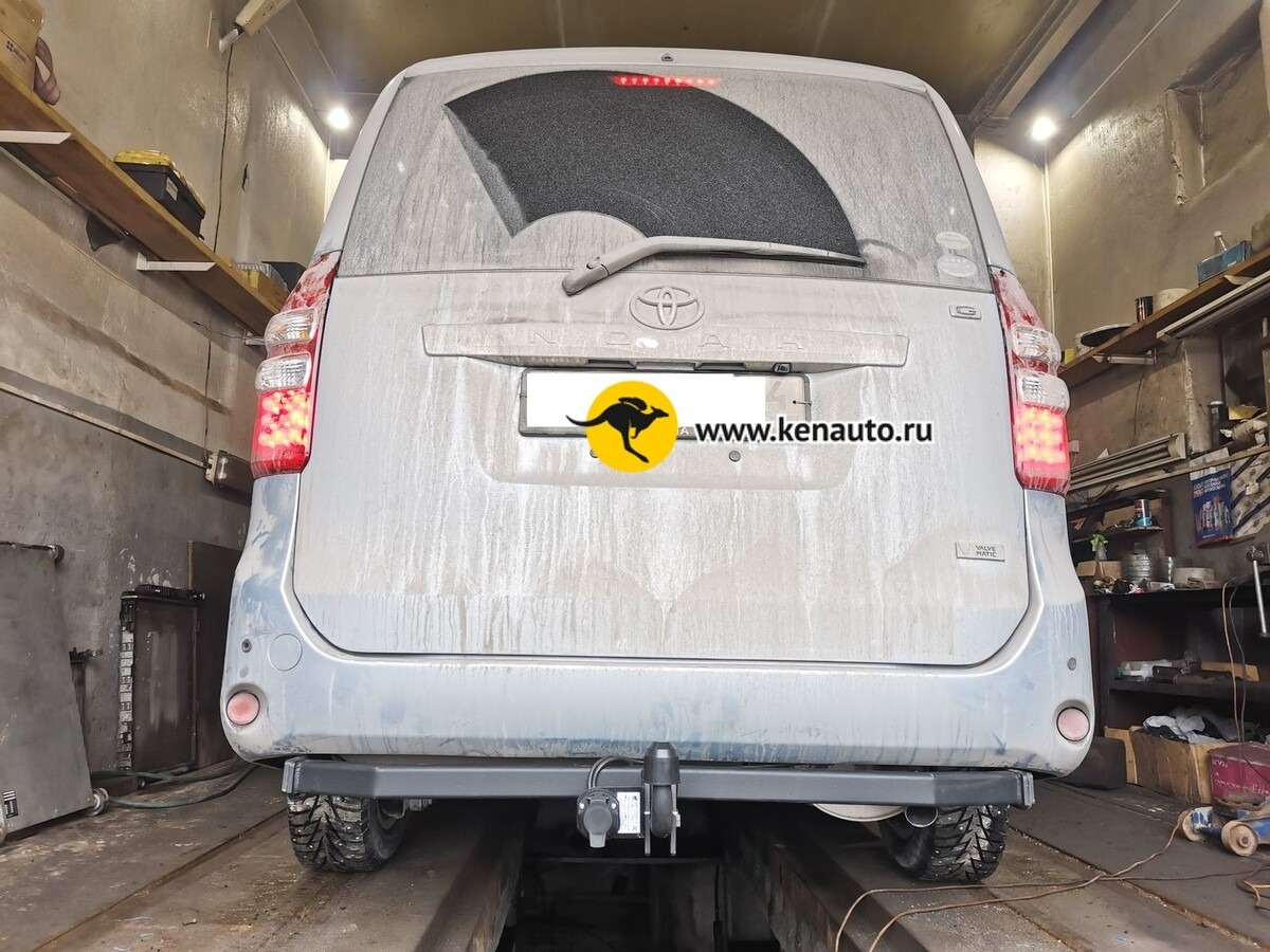 Фаркоп Halty для Toyota Voxy R70 (Mk.II) 2007-2014/ Toyota Noah R70 (Mk.II) 2007-2014 шар А фото 4