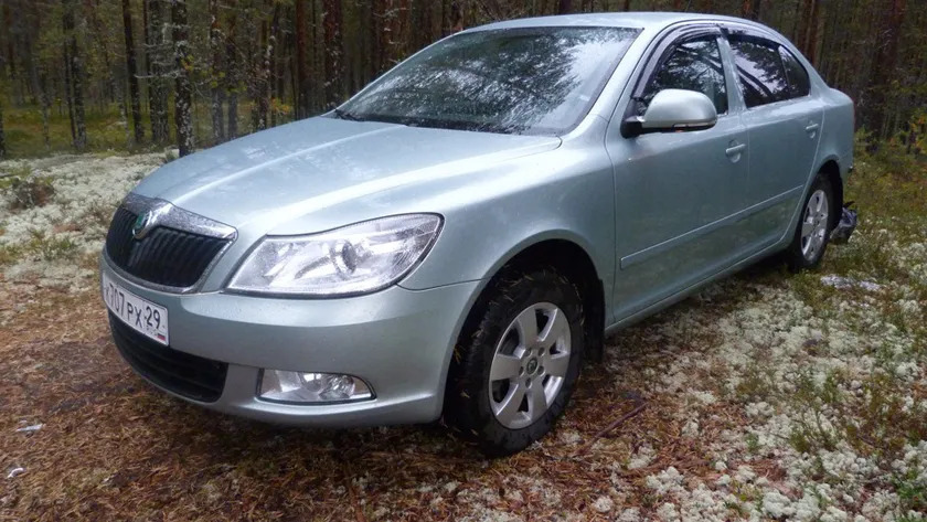 Дефлекторы V-Star для окон Skoda Octavia седан A5 2004-2013 фото 2