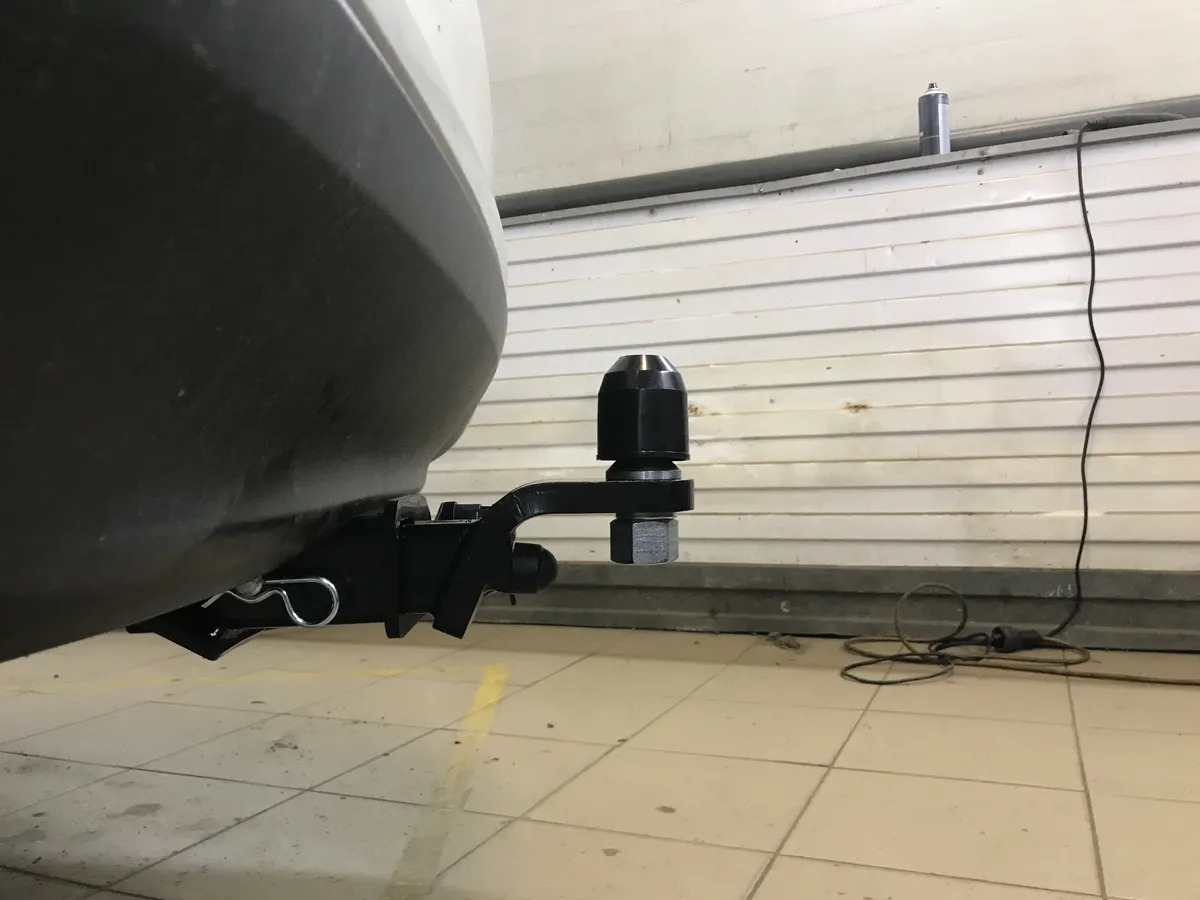 Фаркоп TowRus для Nissan Pathfinder R52 (Mk.IV) 2014-2021 /  Infiniti QX60 L50 (Mk.I) 2014-2021 /  Infiniti JX35 L50  2012-2014 Шар Е с антистуком фото 4