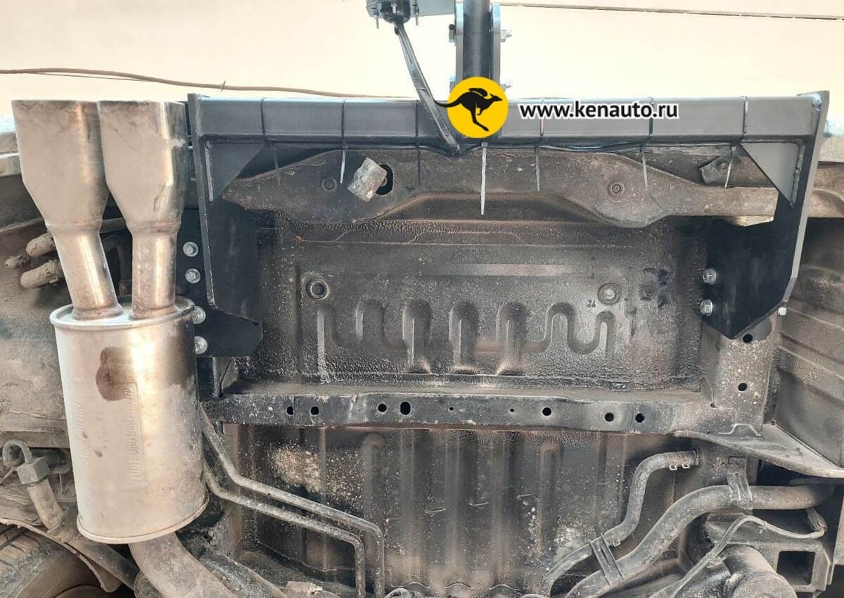 Фаркоп Halty для Nissan Elgrand E51 (Mk.II) 2002-2010 шар Е фото 3
