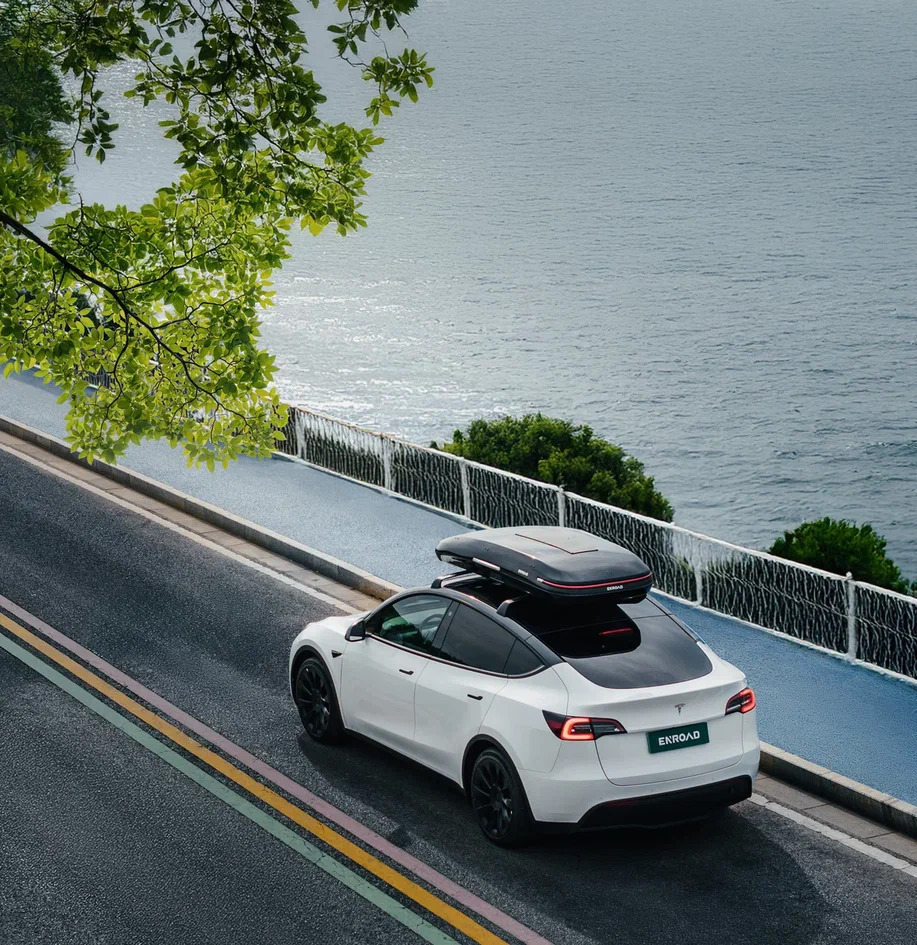 Бокс на крышу Enroad Nomadix Pro XL Slim 400 черный глянцевый фото 16