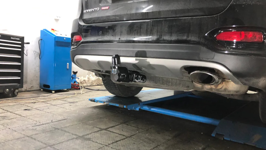Фаркоп TowRus для Kia Sorento Prime UM (Mk.III) 2015-2020/ Hyundai Santa Fe TM (Mk.IV) 2018-2021 шар Е (система антистук) фото 6
