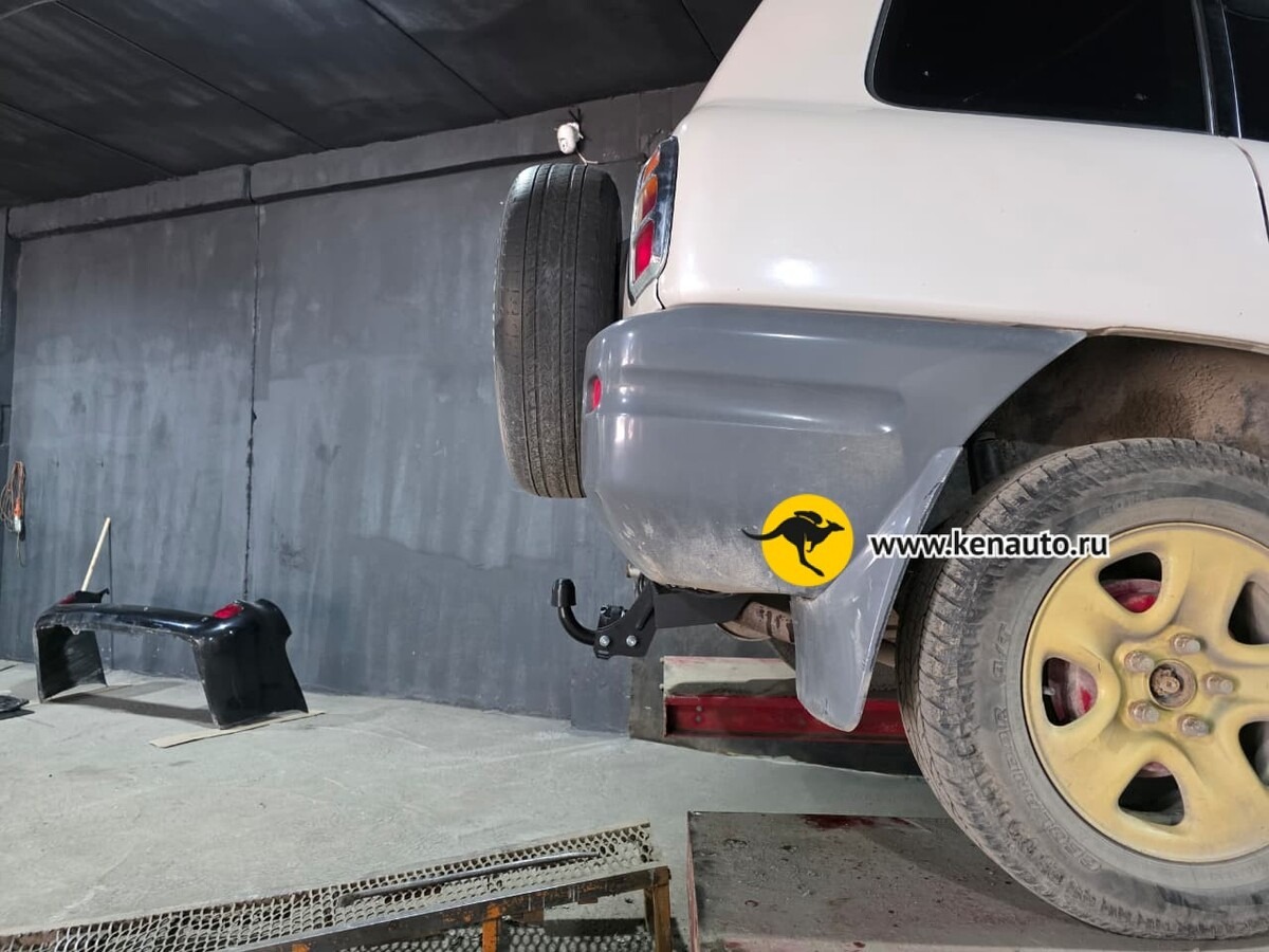 Фаркоп Halty для на Toyota RAV 4 (Mk.I) 1994-2000 Шар А фото 6