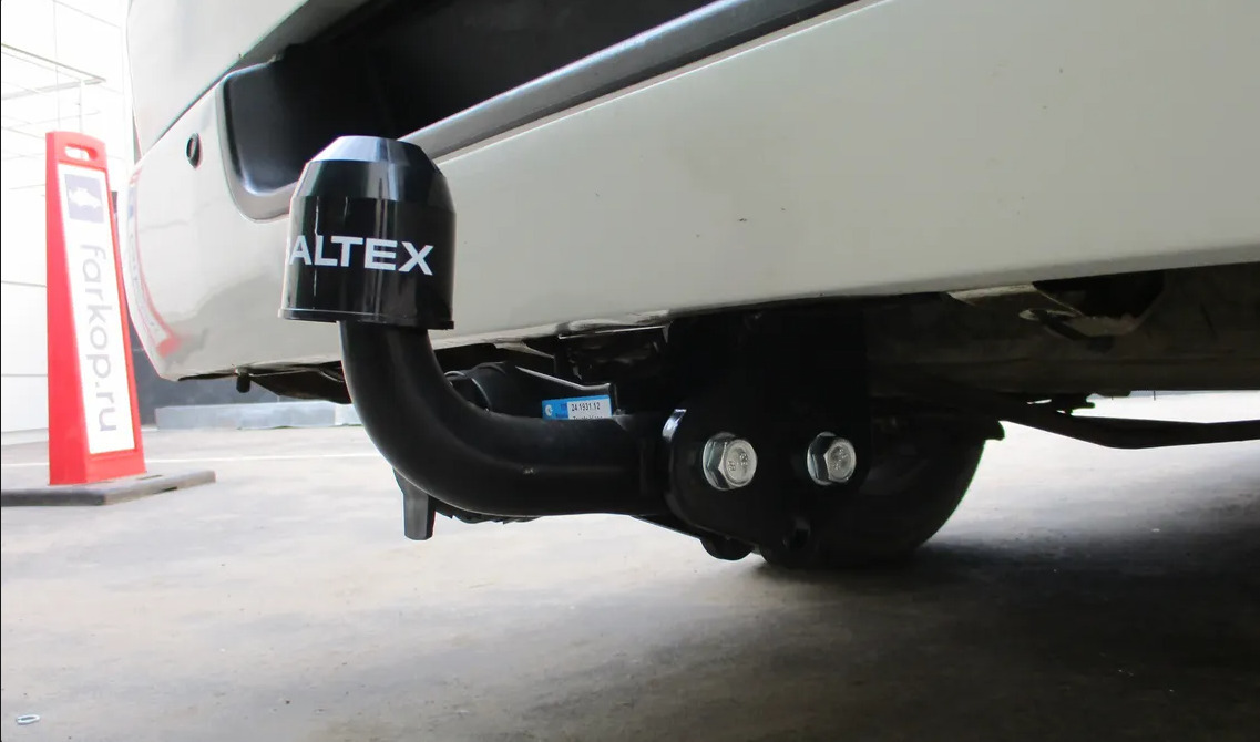 Фаркоп Baltex для Toyota Hiace H200 (Mk.V) 2005-2019 шар А фото 6