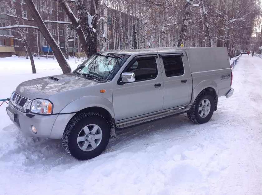 Дефлекторы SIM для окон Nissan NP300 D22 пикап 4-дв. 2008-2022 фото 2