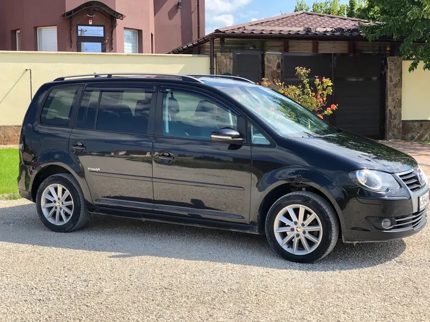 Дефлекторы V-Star для окон Volkswagen Touran 2003-2010 фото 3