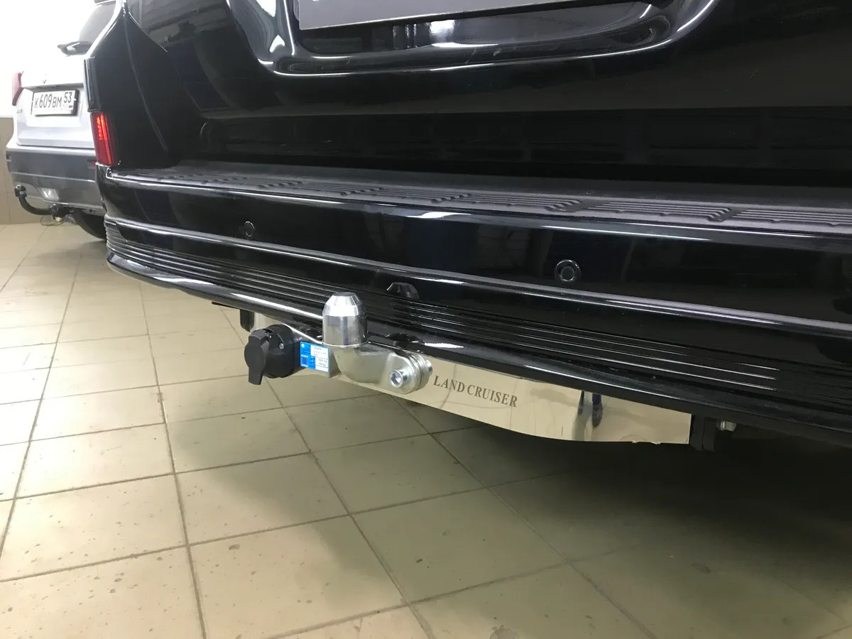 Фаркоп Baltex для Toyota Land Cruiser 200 (Mk.XI) 2007-2021, / Toyota Land Cruiser 200 (Mk.XI) Executive Lounge 2018-2021 Шар F фото 4
