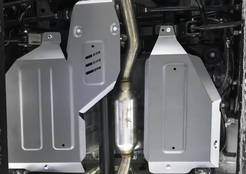 Защита алюминиевая Rival для топливного бака и редуктора Mitsubishi ASX 4WD 2010-2019 2020-2022 фото 2