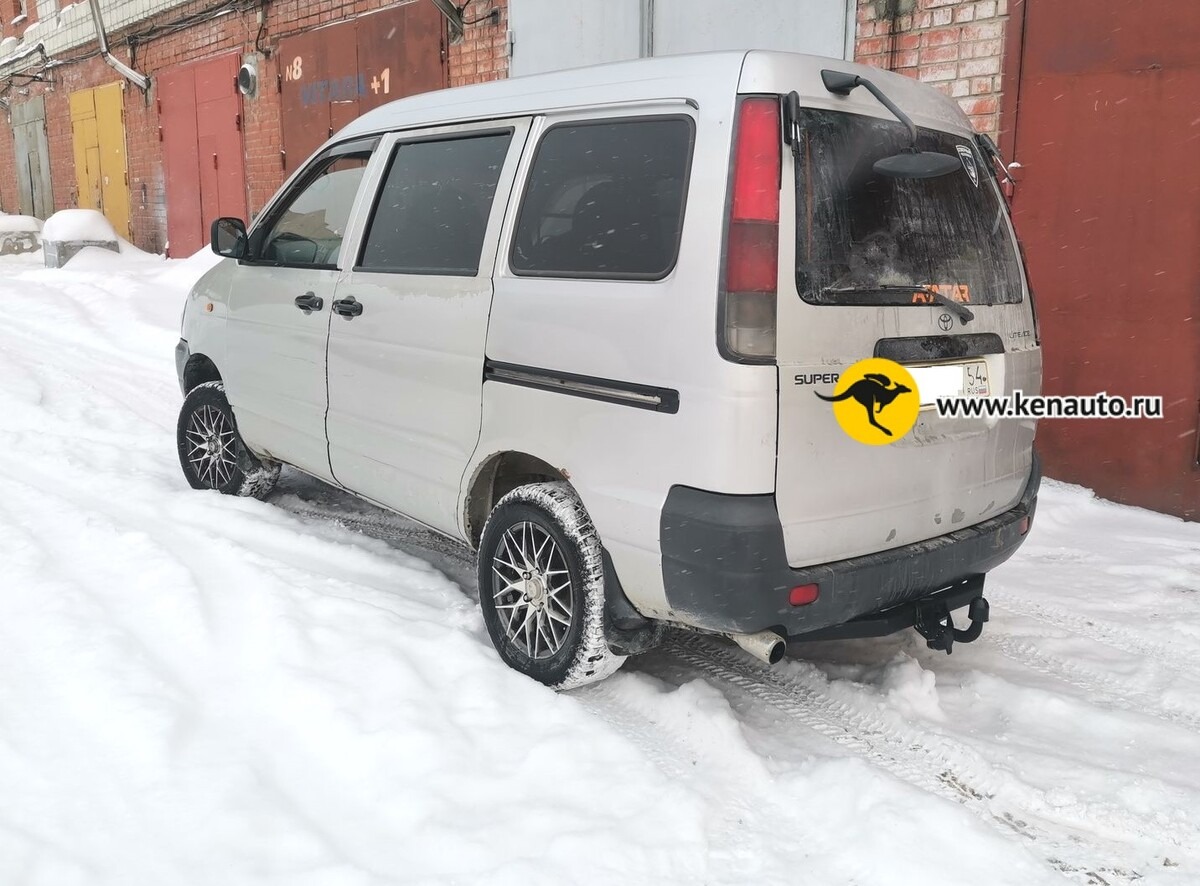 Фаркоп Halty для Toyota Lite Ace Noah (Mk.I) 1996-2001 /  Toyota Town Ace Noah (Mk.V) 1996-2001 /  Toyota Lite Ace (Mk.V) 1996-2007 /  Toyota Town Ace 1996-2007 (Mk.III кроме Road Tourer) / Daihatsu Delta 1996-2001 крепление шара на двух болтах фото 7