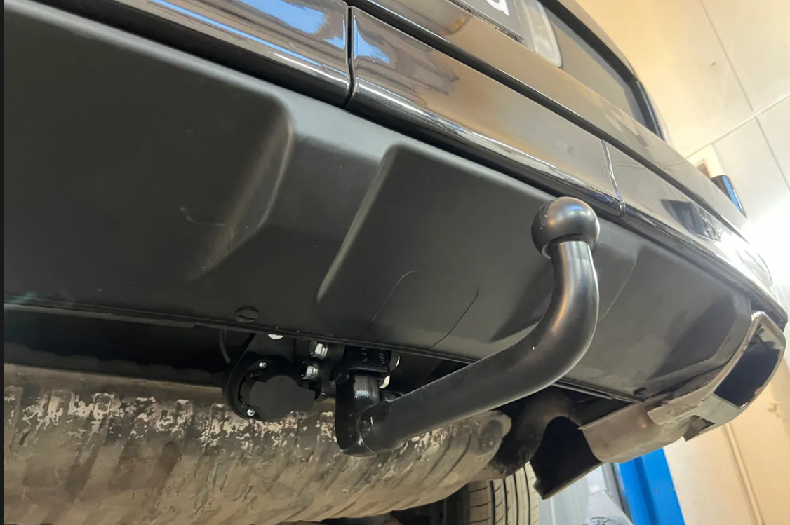 Фаркоп Steinhof  для Land Rover Range Rover L322(Mk.III) 2002-2012 шар V фото 10