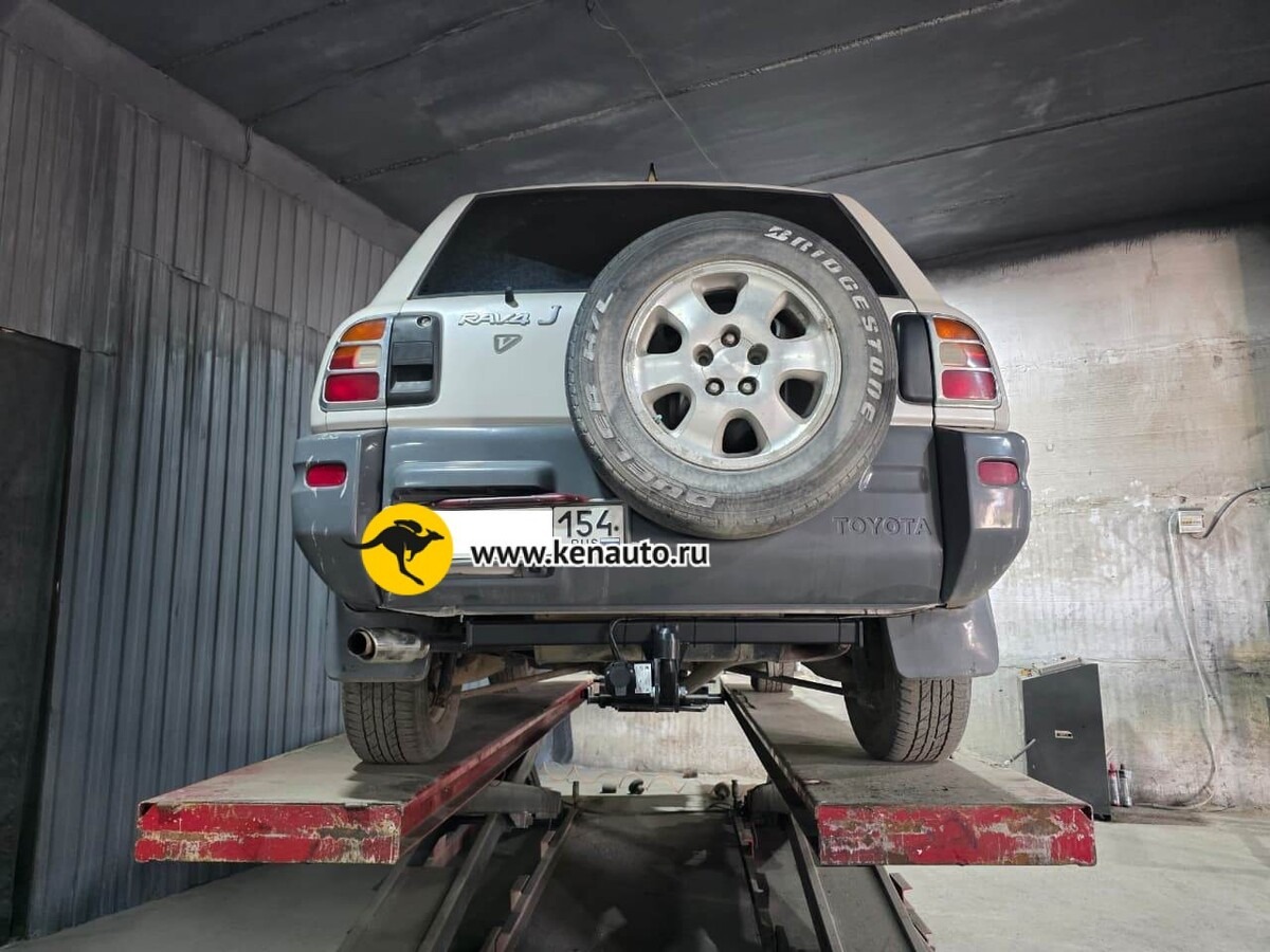 Фаркоп Halty для на Toyota RAV 4 (Mk.I) 1994-2000 Шар А фото 4