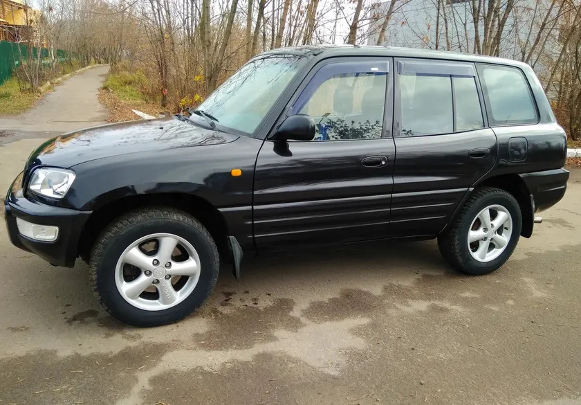 Дефлекторы V-Star для окон Toyota RAV4 I 5-дв. 1994-2000 фото 2