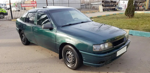 Дефлекторы V-Star для окон Opel Vectra A седан 1988-1995