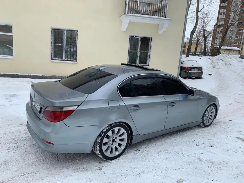 Дефлекторы Cobra Tuning (хром. молдинг) для окон BMW 5 седан (E60) 2002-2010 фото 2