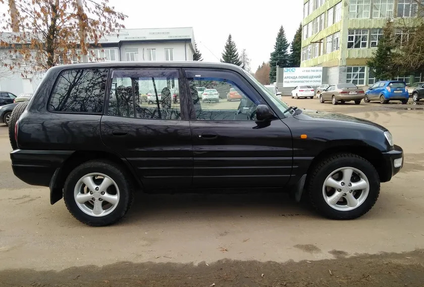 Дефлекторы V-Star для окон Toyota RAV4 I 5-дв. 1994-2000 фото 3