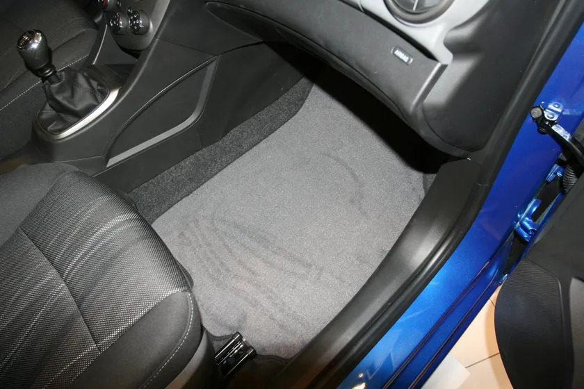 Коврики текстильные Autofamily для салона Chevrolet Aveo ІI седан, хэтчбек 2012-2022 фото 3