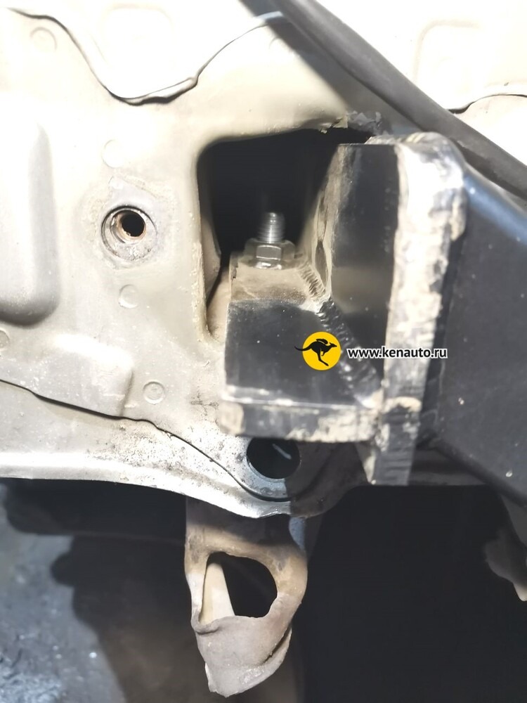 Фаркоп Halty для Toyota Corolla Spacio E120 (Mk.II 2WD) 2001-2007 / Toyota Corolla Verso E120 (Mk.I) 2002-2004 Шар А фото 13