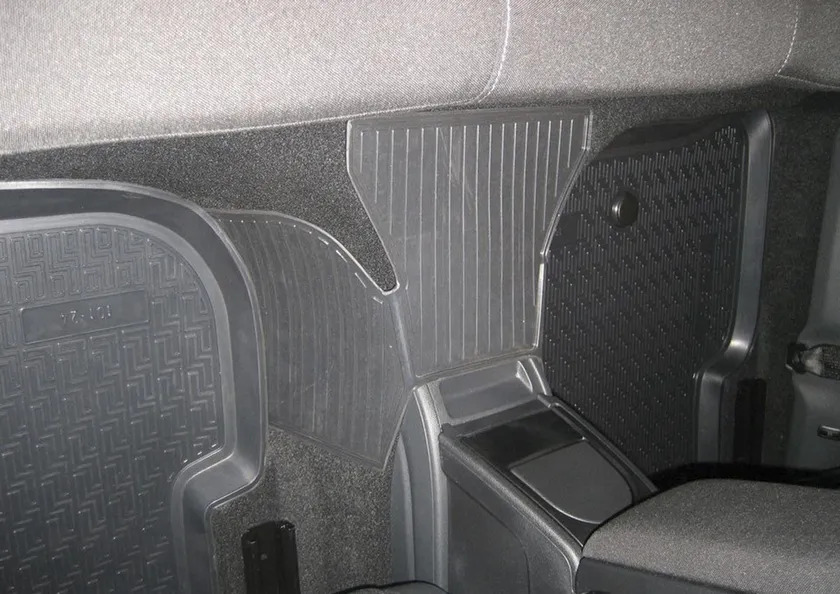 Комплект ковриков Rival для салона и багажника Volkswagen Polo V седан 2010-2020 фото 3