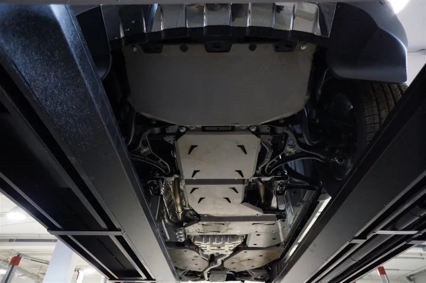 Защита алюминиевая АВС-Дизайн для днища, радиатора, картера двигателя, КПП, РК, топливных трубок, два бензобака Jeep Grand Cherokee WK2 2010-2014