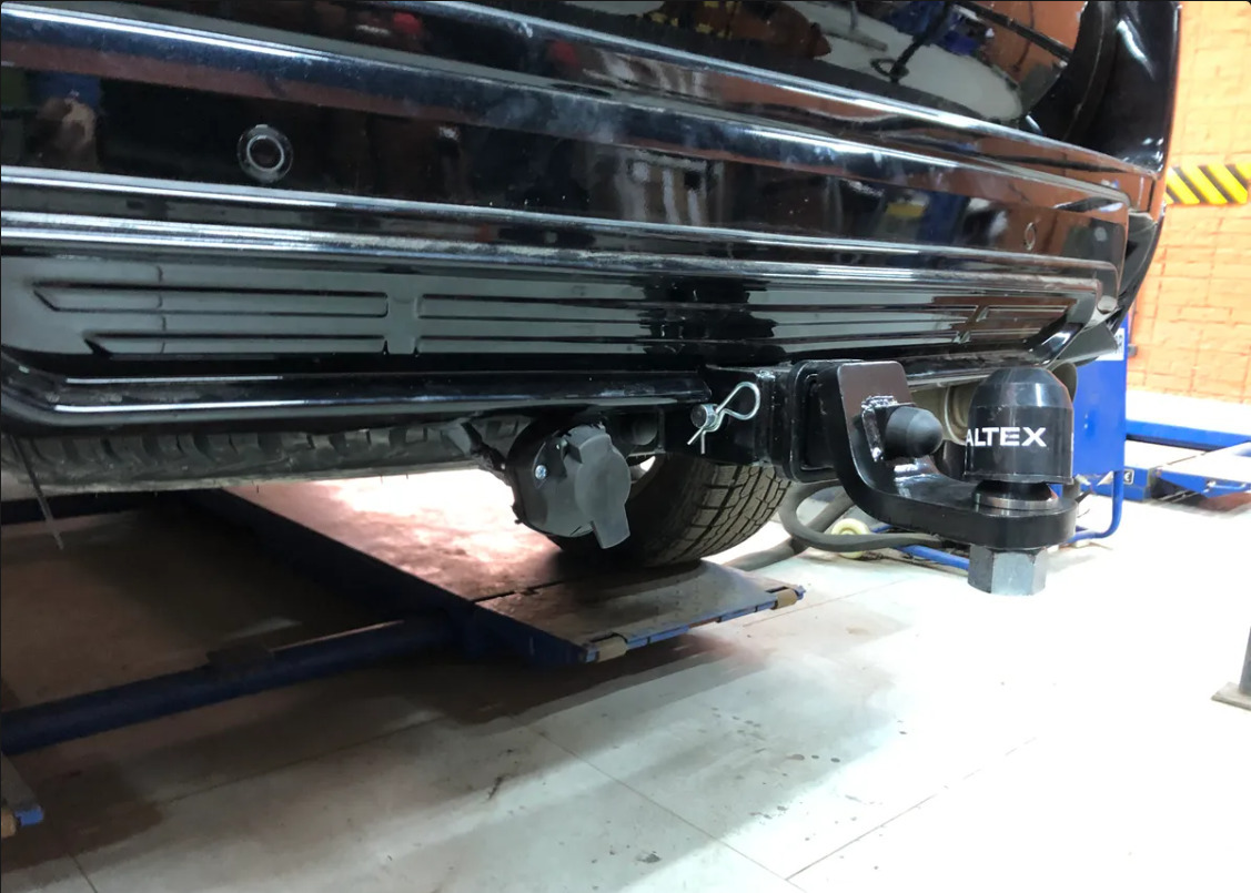 Фаркоп TowRus для Toyota Land Cruiser Prado J150 (Mk.IV) 2009-2023/ Toyota Land Cruiser Prado J120 (Mk.III) 2002-2009/ Lexus GX (Mk.I) 2003-2023 Шар Е (Система антистук) фото 5