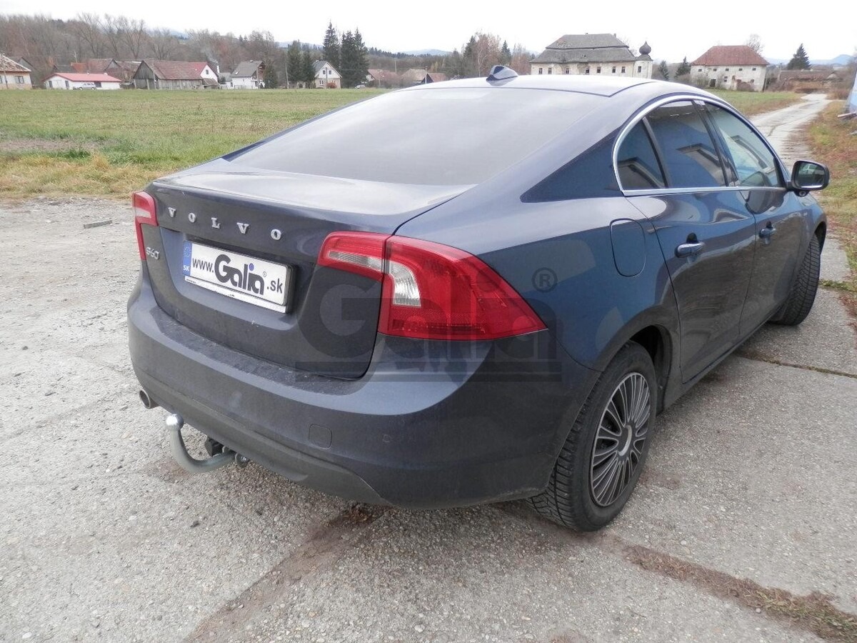 Оцинкованный фаркоп GALIA для Volvo S60 (Mk.II) 2010-2019 /  Volvo V60 (Mk.I) 2010-2019 Шар А фото 5