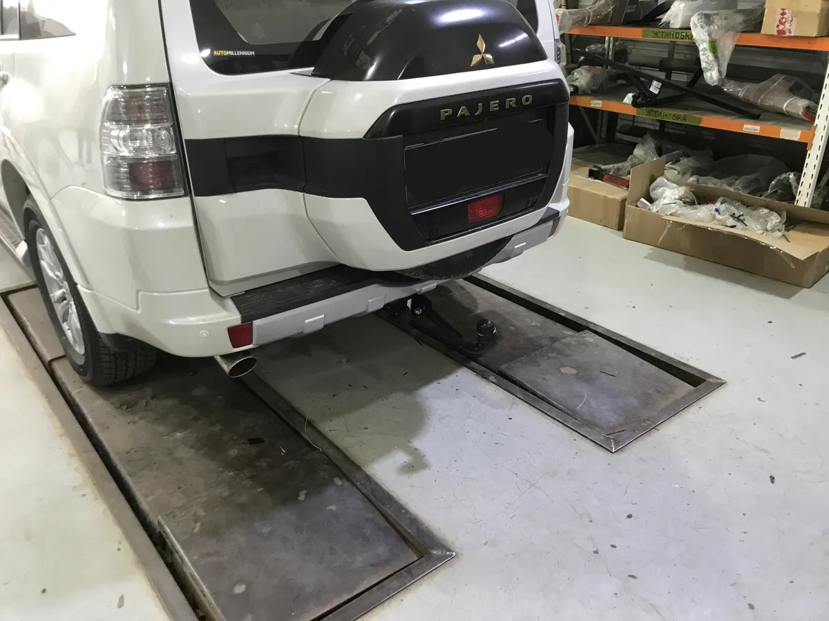 Фаркоп Steinhof Mitsubishi Pajero IV 3/5 дверей 2007-2020 шар А фото 5