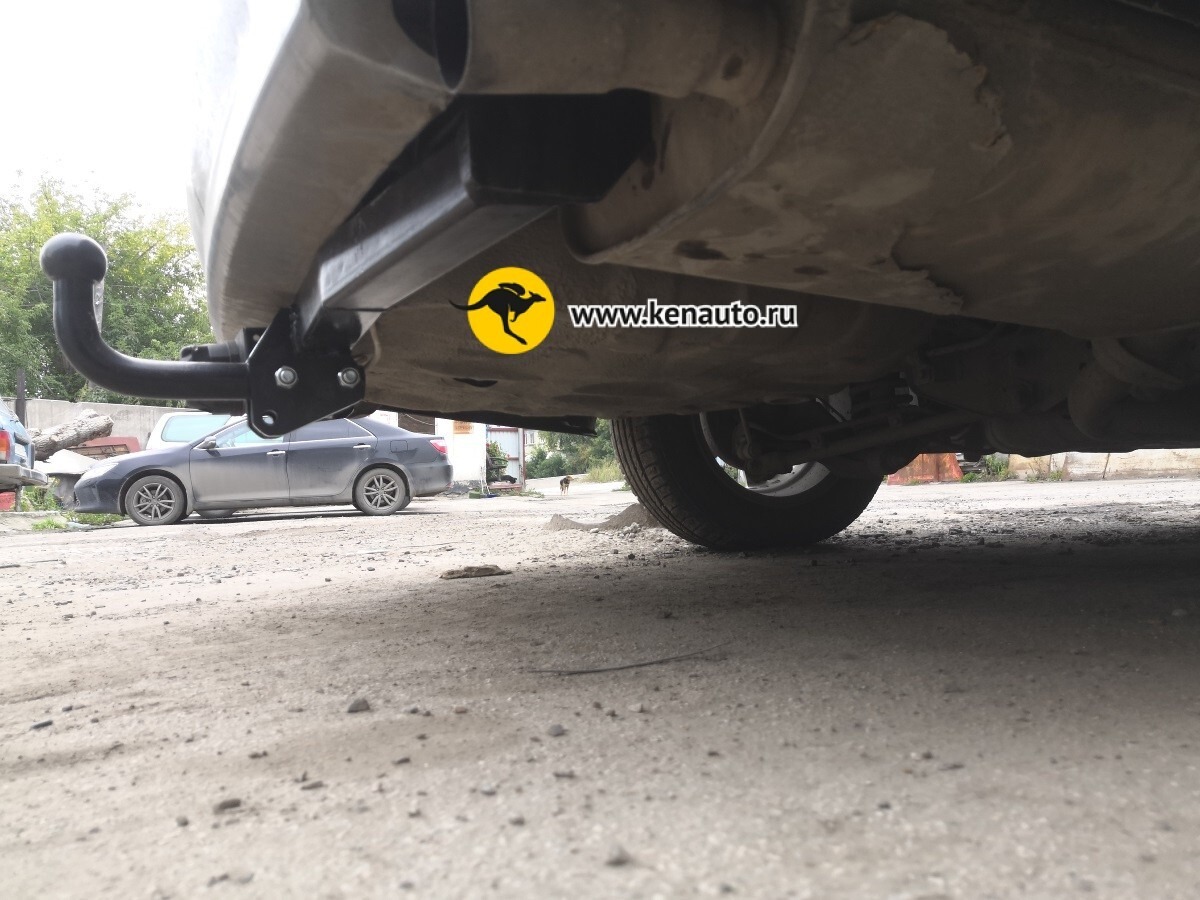 Фаркоп Halty для Nissan Avenir  W11 (Mk.II) 2WD/4WD 1998-2005 шар А фото 5